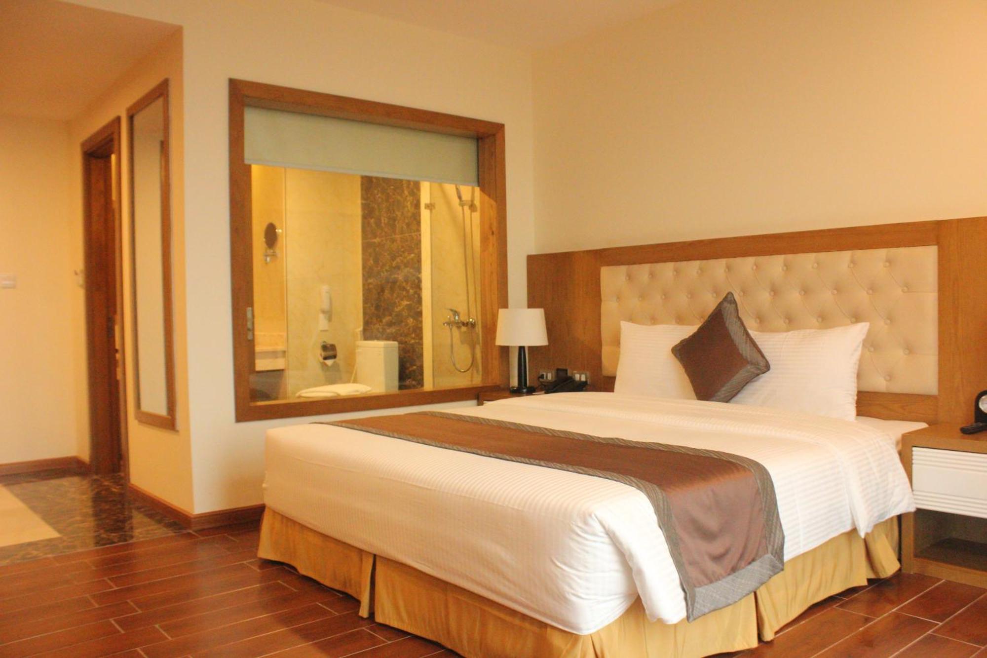 Muong Thanh Cua Dong Hotel Vinh Exterior foto